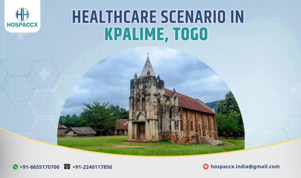 Healthcare workers treating patients at a clinic in Kpalimé,